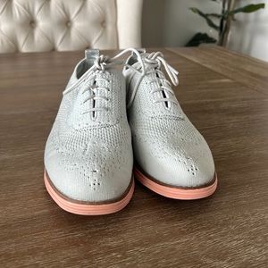 Cole Haan Grey and Pink Original Grand Stitchlight Wingtip Oxford size 9